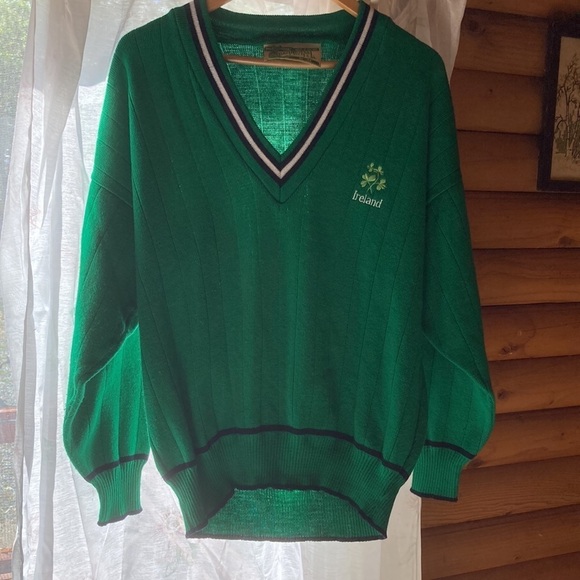 Traditional Craft Made in Ireland V neck sweater men’s L 42” - 44” vintage - Picture 7 of 7